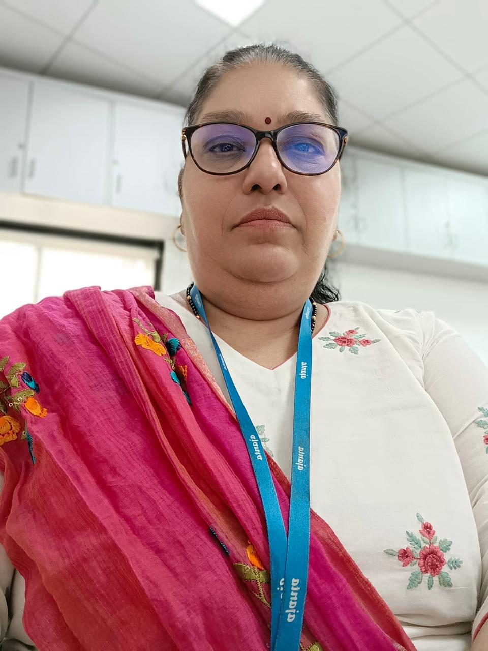 Dr Manisha Phadke